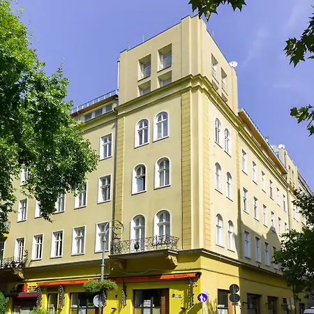 Apartment Damati Kft Liszt Ferenc Ter Inner Flat Budapest